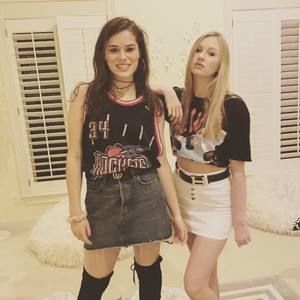 Meet your Posher, Elizabeth